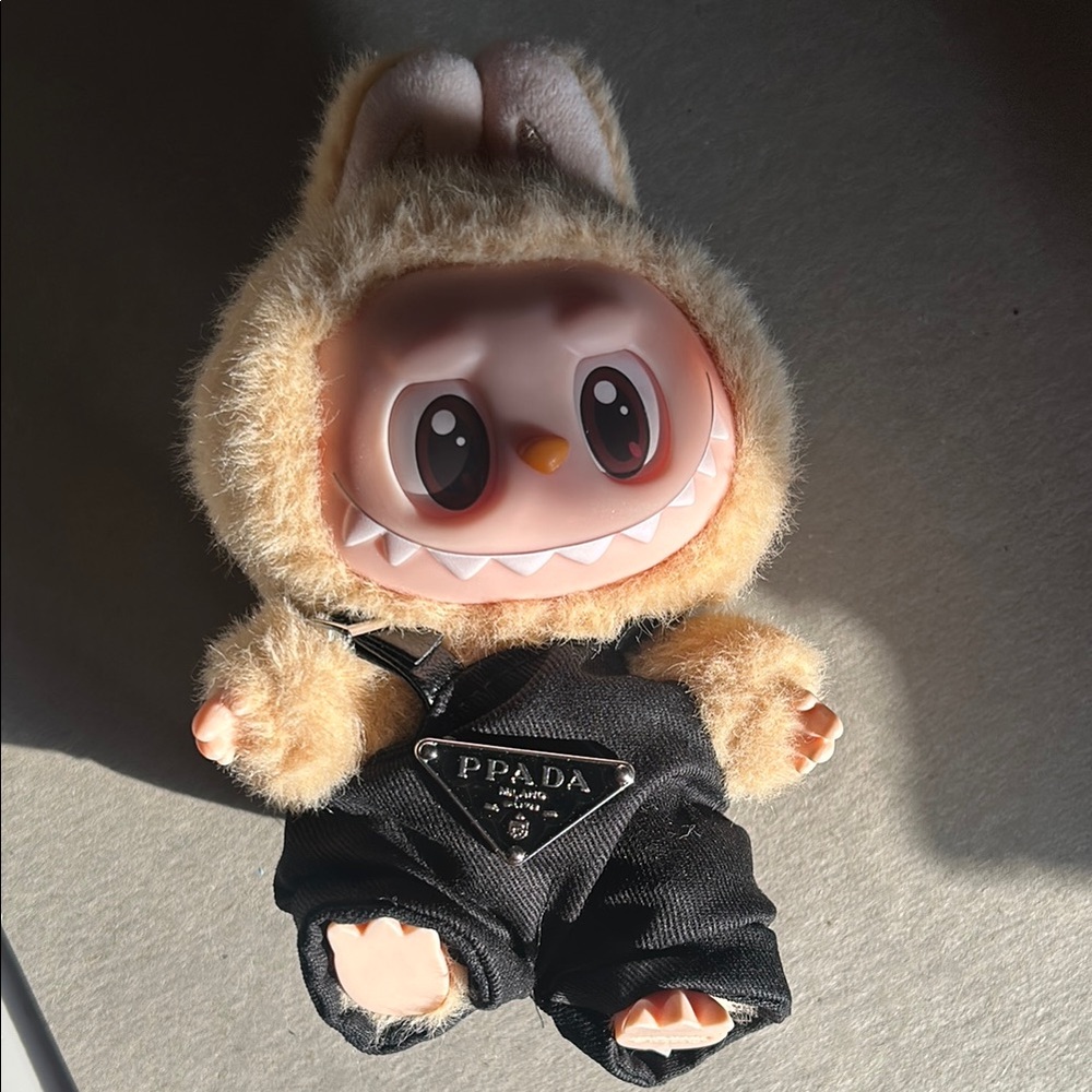 LABUBU Outfit